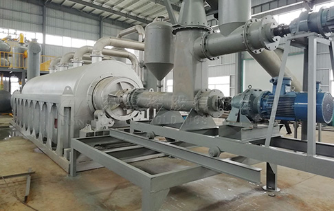 What are the main features of the fully continuous tyre/plastic pyrolysis machine?