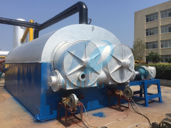continuous pyrolysis device design